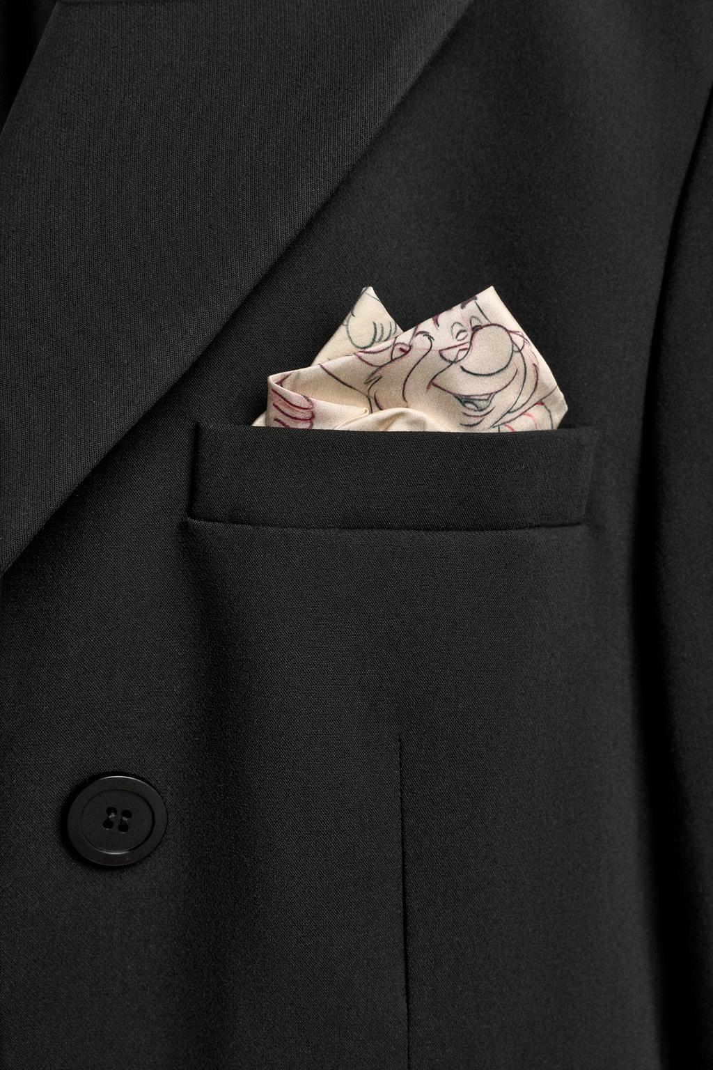 УДЛИНЕННЫЙ ДВУБОРТНЫЙ БЛЕЙЗЕР HARRY LAMBERT FOR ZARA X DISNEY