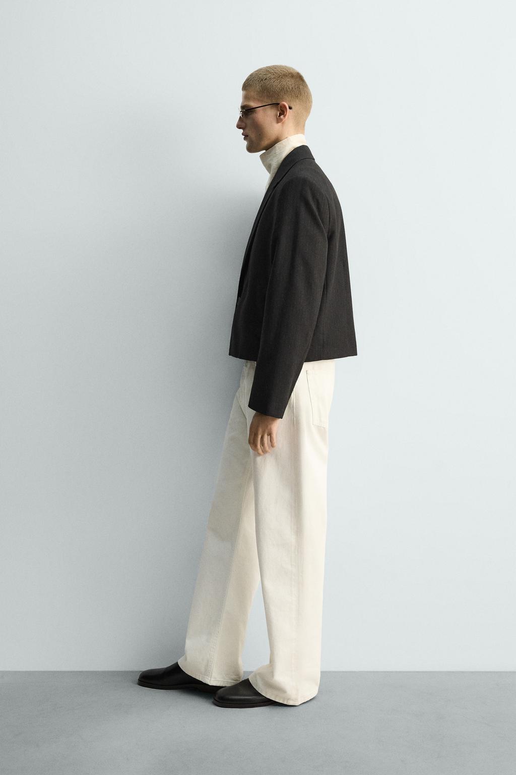 УКОРОЧЕННЫЙ БЛЕЙЗЕР В ТОНКУЮ ПОЛОСКУ