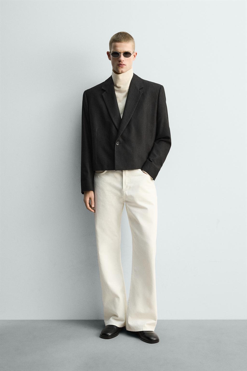 УКОРОЧЕННЫЙ БЛЕЙЗЕР В ТОНКУЮ ПОЛОСКУ