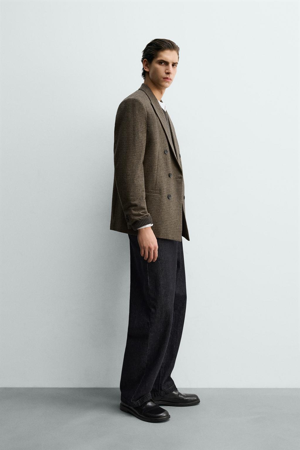 ДВУБОРТНЫЙ БЛЕЙЗЕР В КЛЕТКУ ИЗ ШЕРСТИ