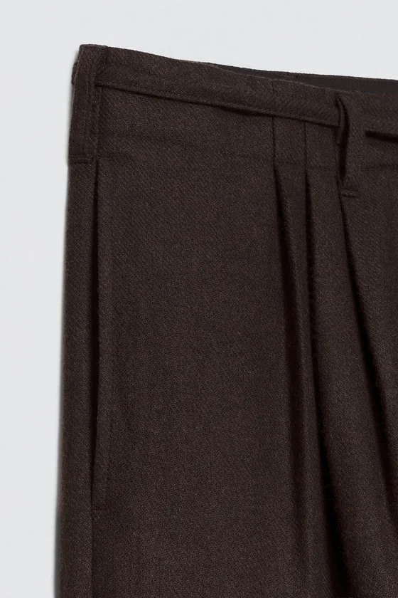 Плиссированные брюки костюма из фланели soshiotsuki x zara