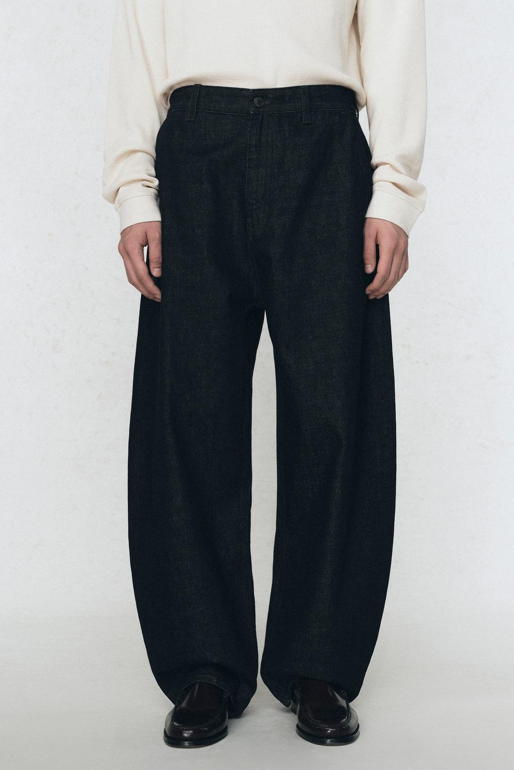 Джинсы с широкими штанинами и складками soshiotsuki x zara