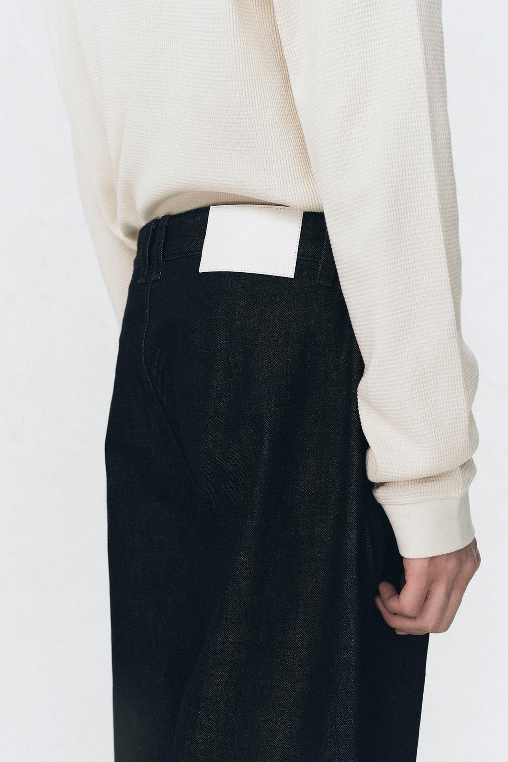 Джинсы с широкими штанинами и складками soshiotsuki x zara