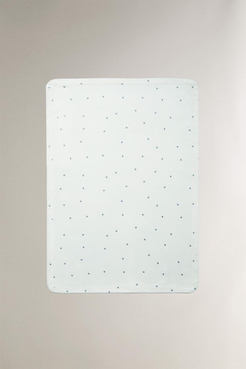 Флисовый плед для младенцев с цветочным узором