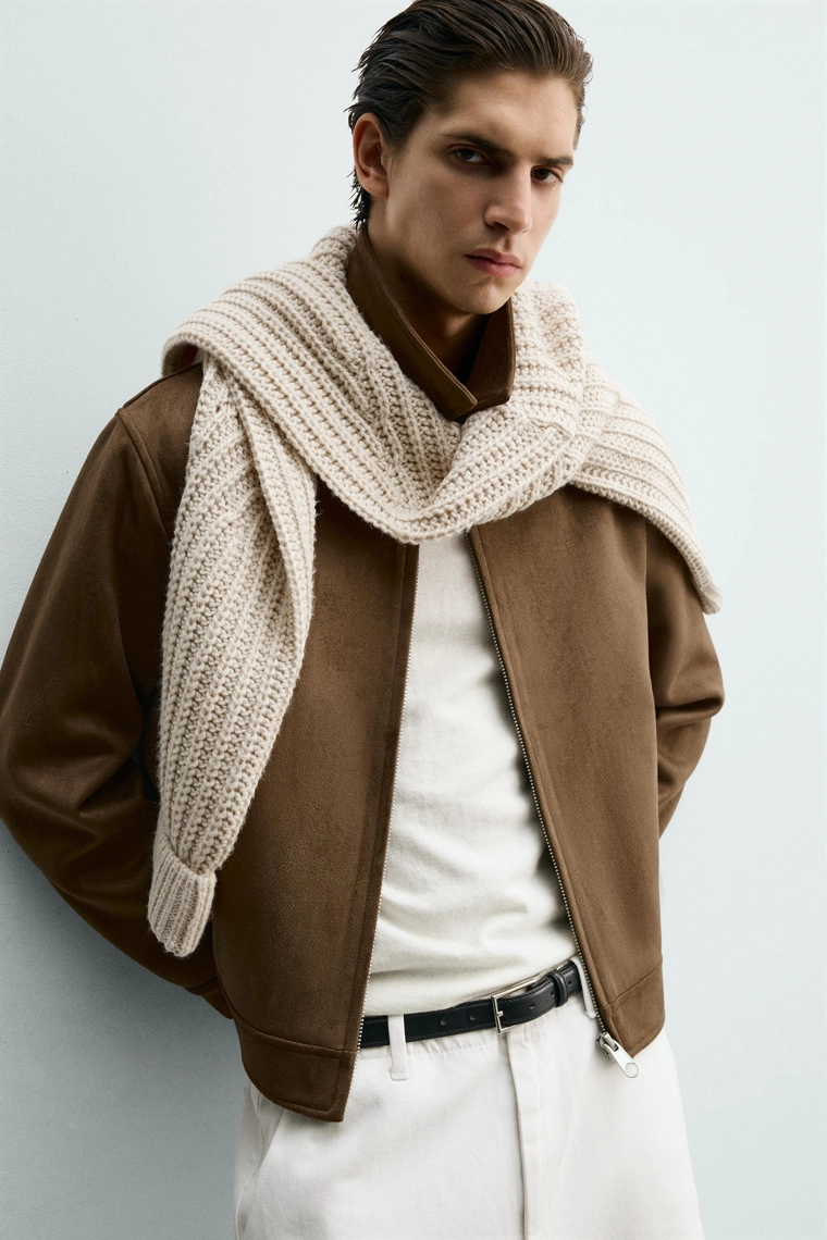 УКОРОЧЕННАЯ КУРТКА ИЗ ИСКУССТВЕННОЙ ЗАМШИ