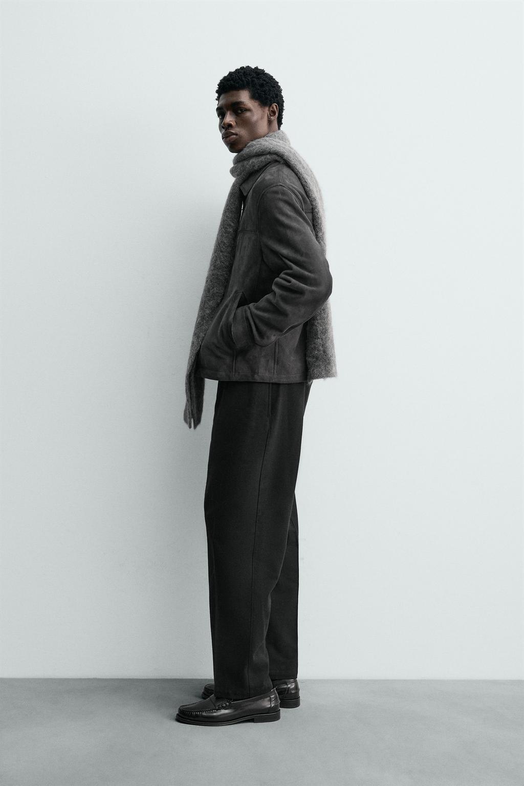 ЗАМШЕВАЯ КУРТКА КЛАССИЧЕСКОГО КРОЯ