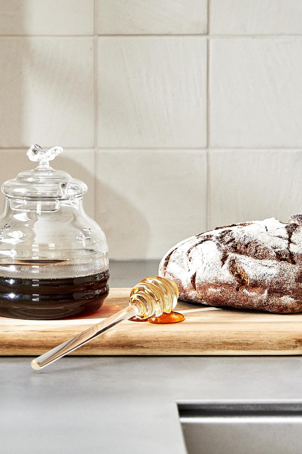 Банка для меда из боросиликатного стекла с рисунком пчелы