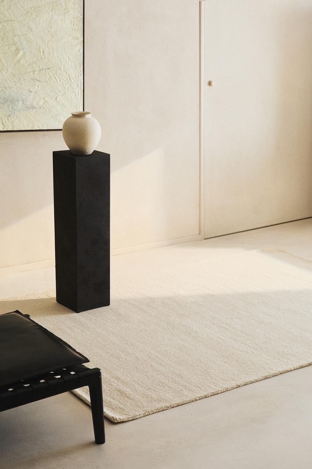 Шерстяной ковер