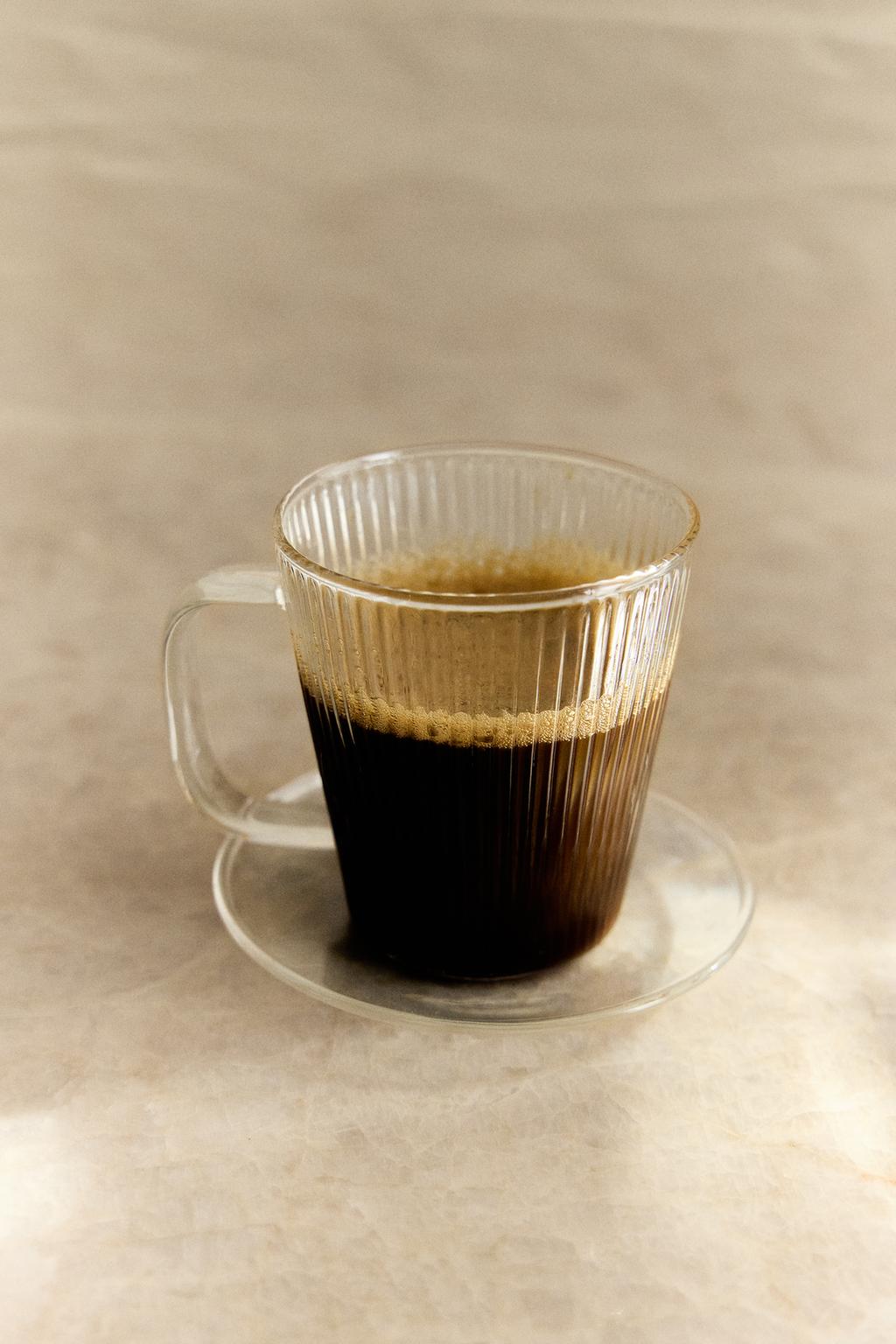 Чашка и блюдце из боросиликатного стекла для кофе