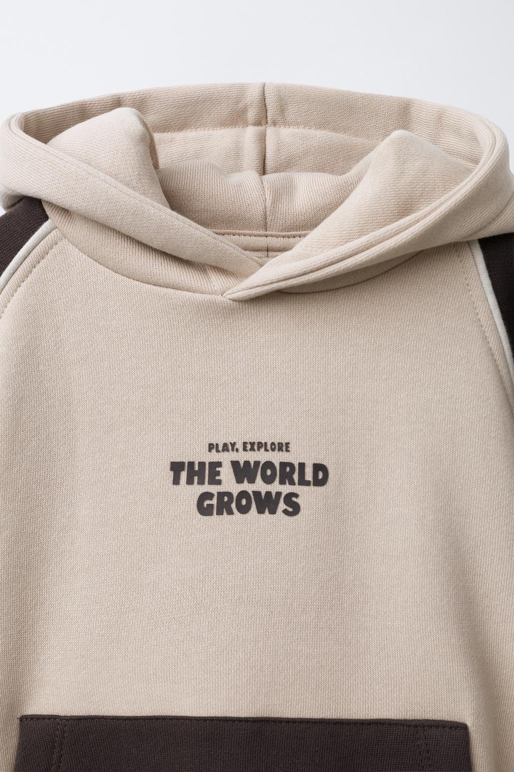 ХУДИ С КАПЮШОНОМ И ТЕКСТОМ COLOR BLOCK