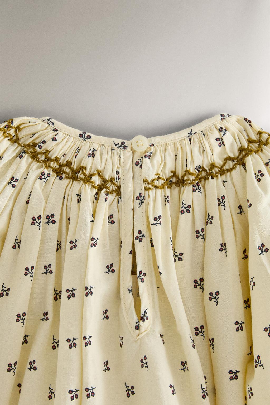 Пеленальный комбинезон с цветочным узором