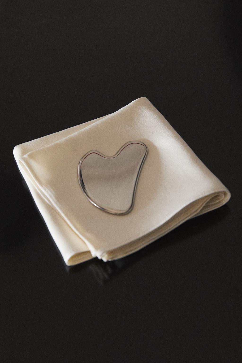 Металлический массажер для лица гуа ша