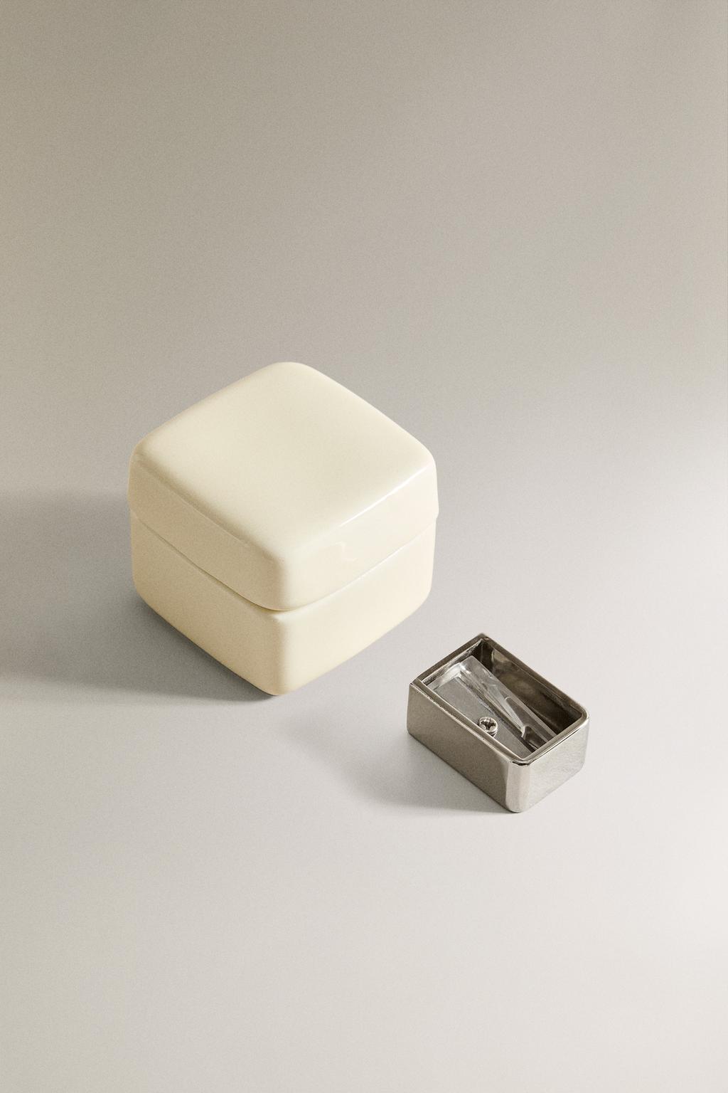 Точилка для макияжных карандашей из керамики