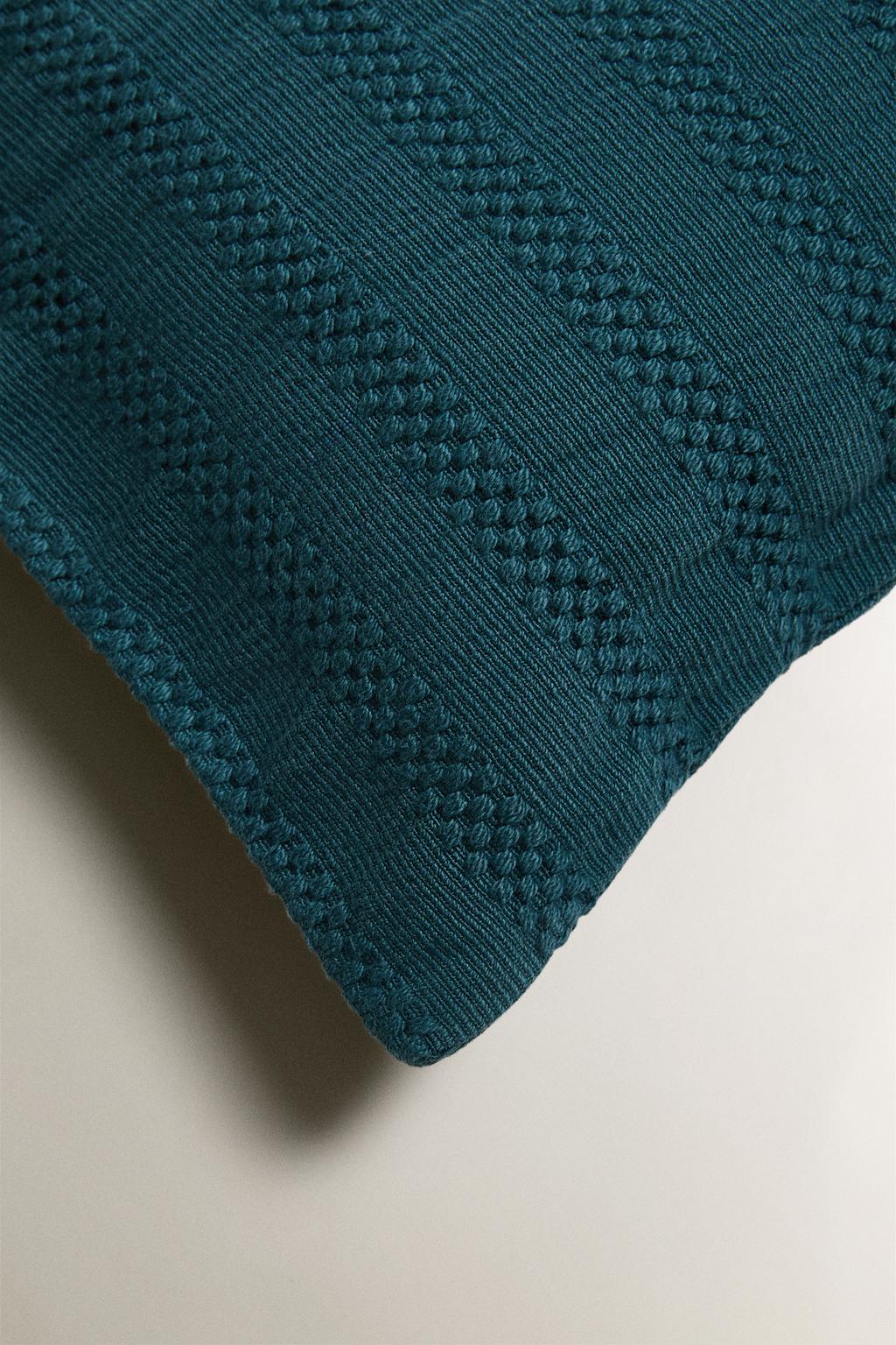 Детский чехол для подушки с полосатым текстурным узором