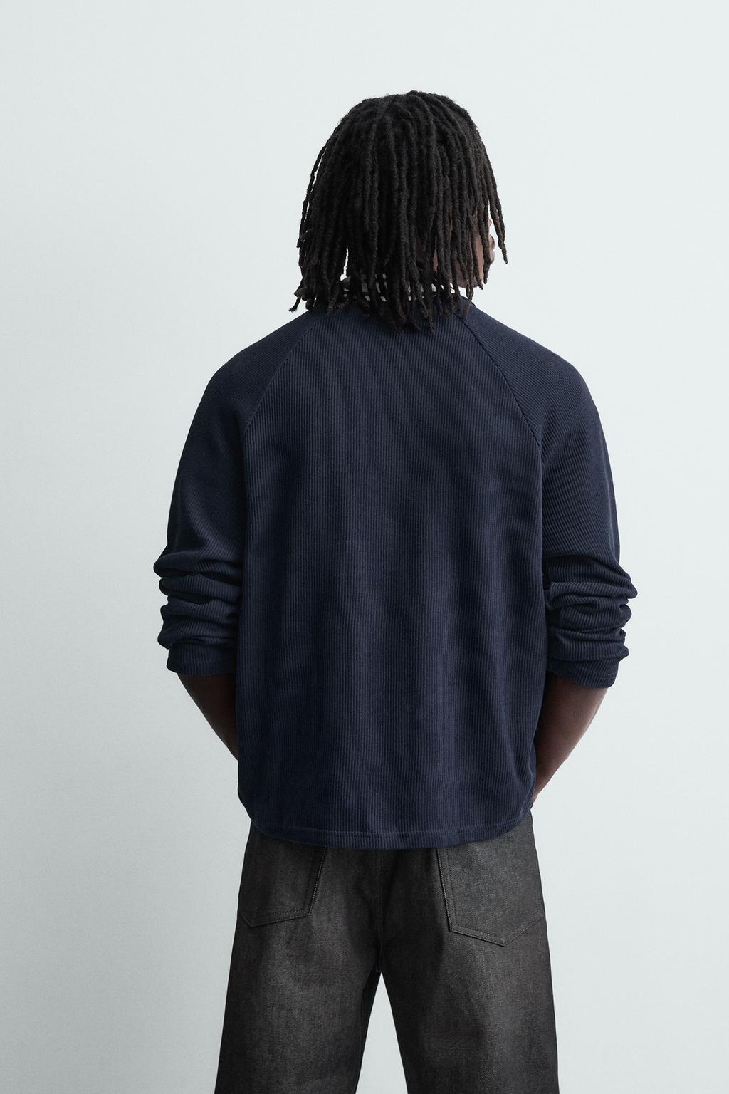 ПОЛО С КОНТРАСТНЫМ ПРИНТОМ