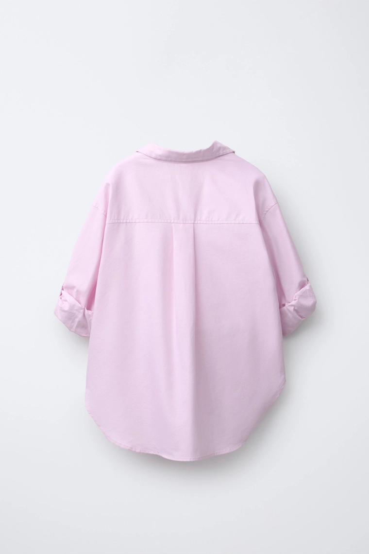 КОМПЛЕКТ: РУБАШКА ИЗ ПОПЛИНА И ФУТБОЛКА СО СТРАЗАМИ