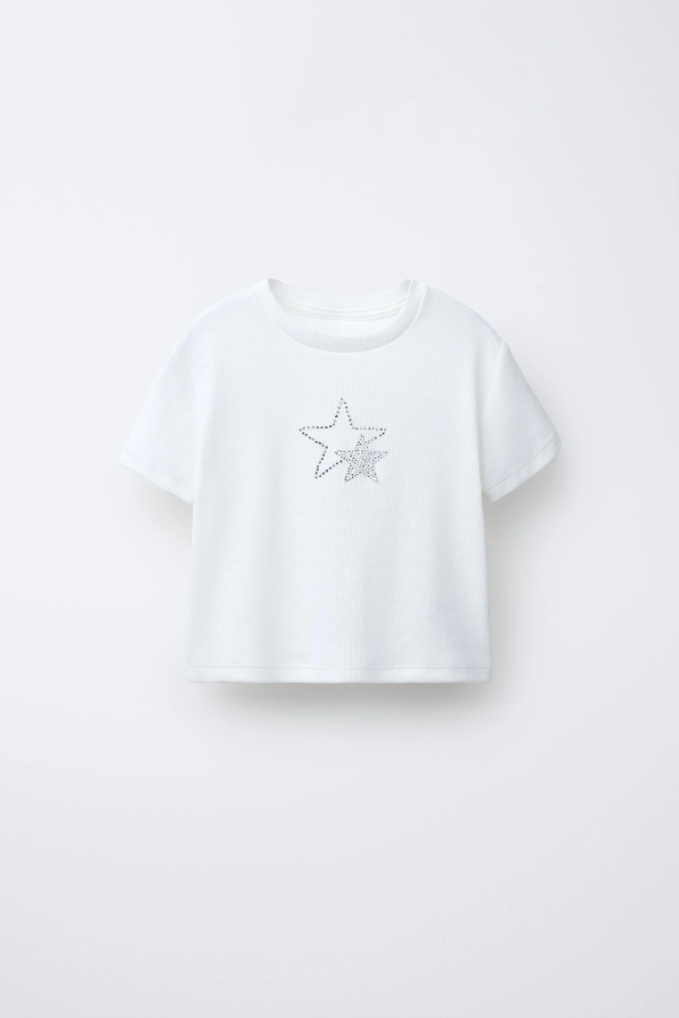 КОМПЛЕКТ: РУБАШКА ИЗ ПОПЛИНА И ФУТБОЛКА СО СТРАЗАМИ