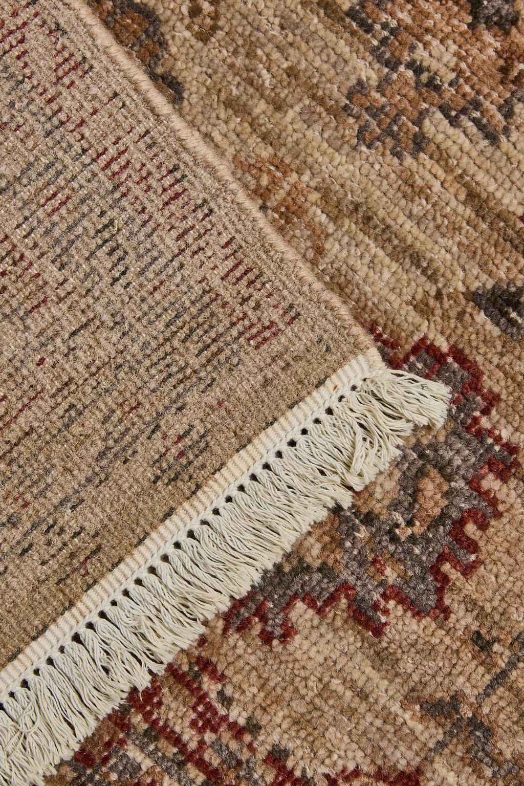 Шерстяной ковер с геометрическим и цветочным принтом