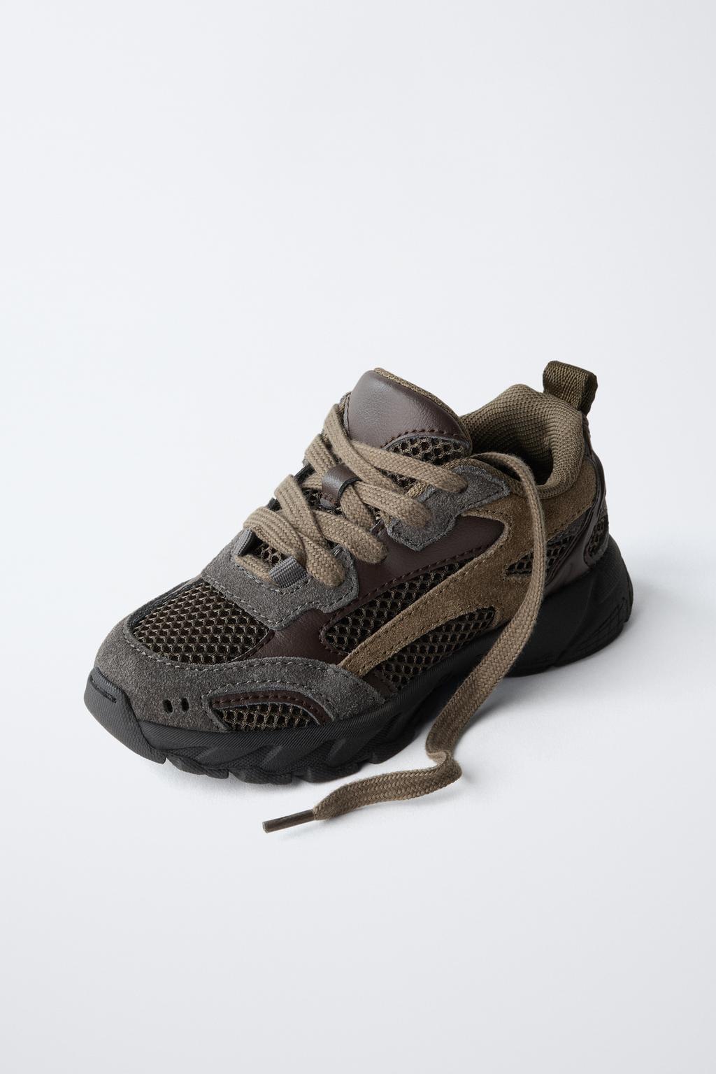 КРОССОВКИ С ДЕТАЛЯМИ ИЗ СЕТЧАТОЙ ТКАНИ