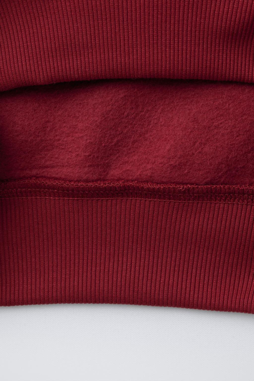 ХУДИ С РЕЛЬЕФНОЙ НАДПИСЬЮ