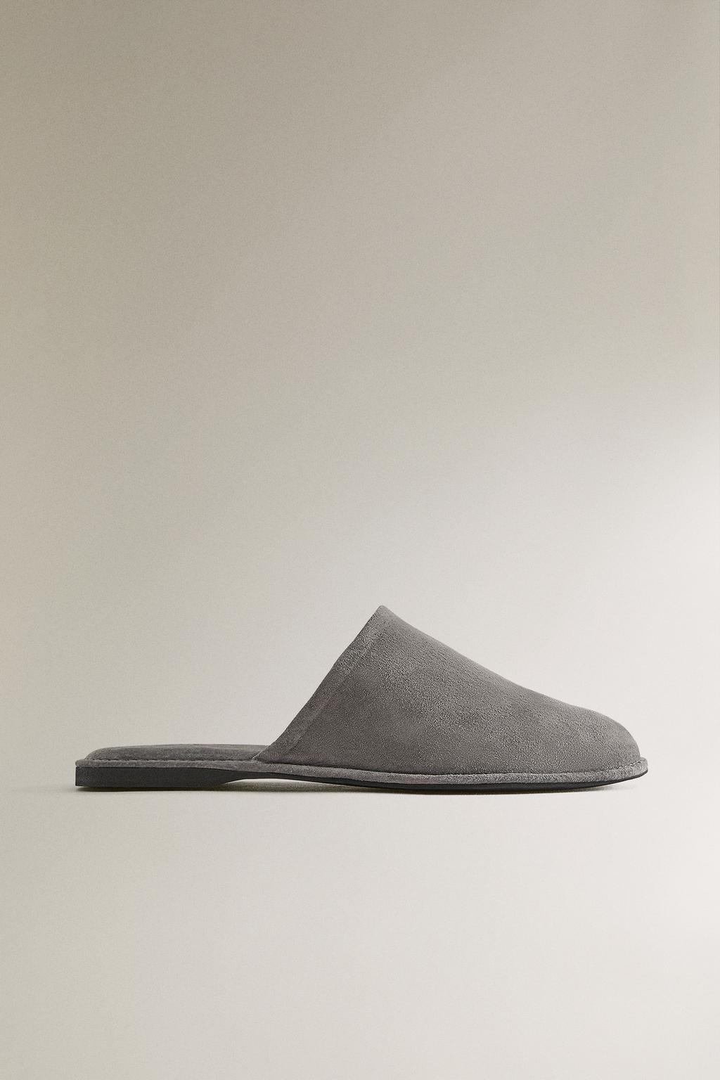 Кожаные тапочки в чехле