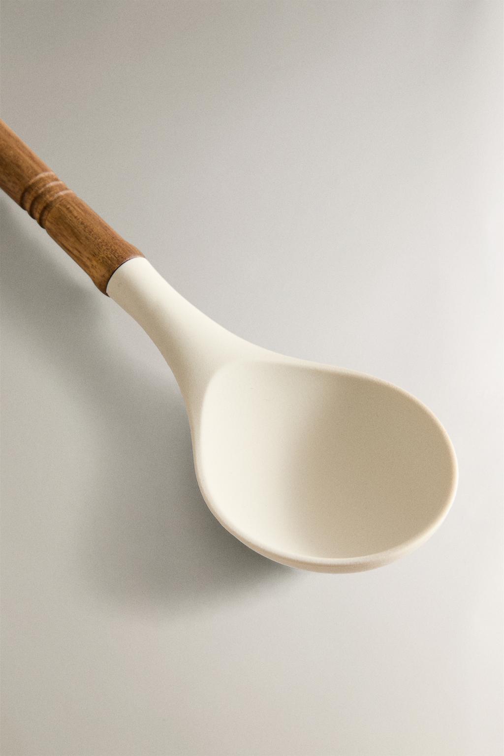 Силиконовая половница