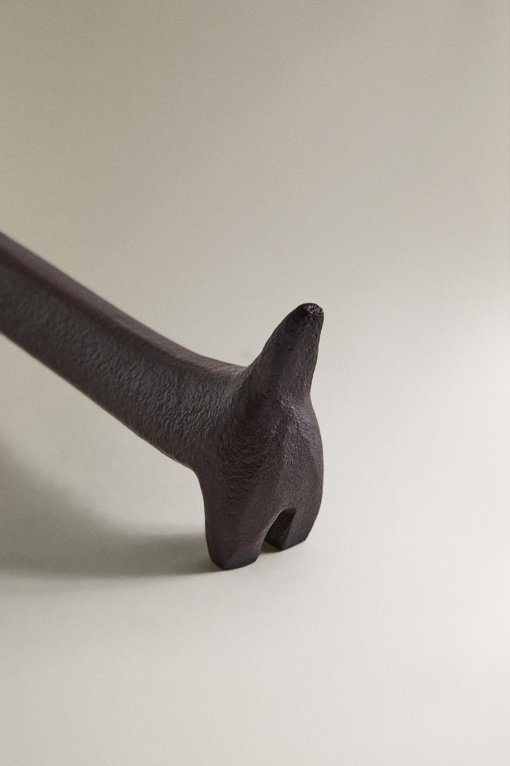 Декоративная фигурка собачки таксы