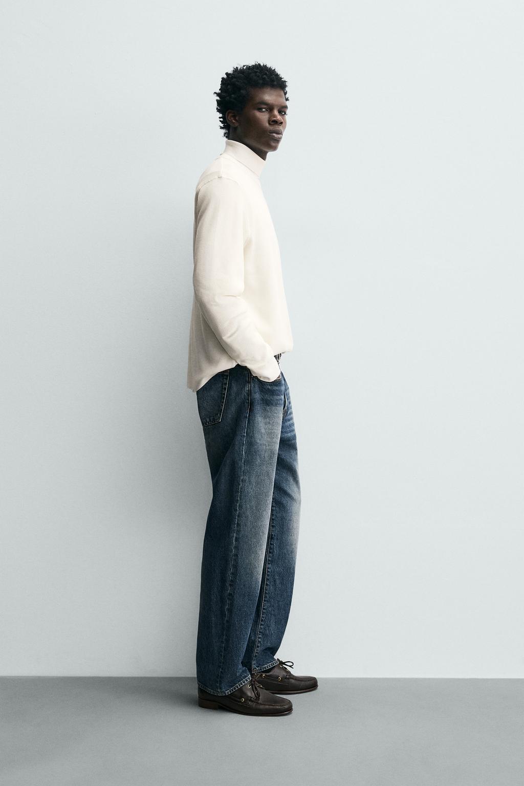 ФУТБОЛКА ИЗ РЕЛЬЕФНОГО ТРИКОТАЖА