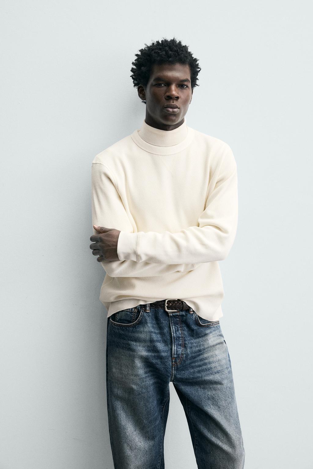 ФУТБОЛКА ИЗ РЕЛЬЕФНОГО ТРИКОТАЖА