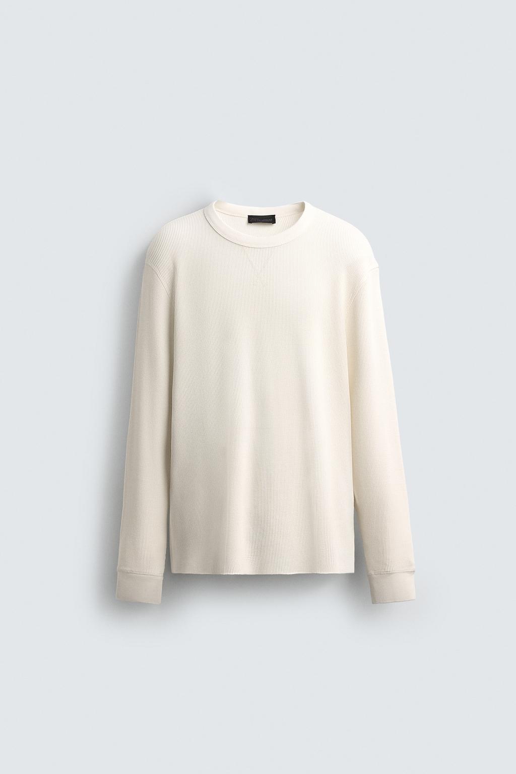 ФУТБОЛКА ИЗ РЕЛЬЕФНОГО ТРИКОТАЖА