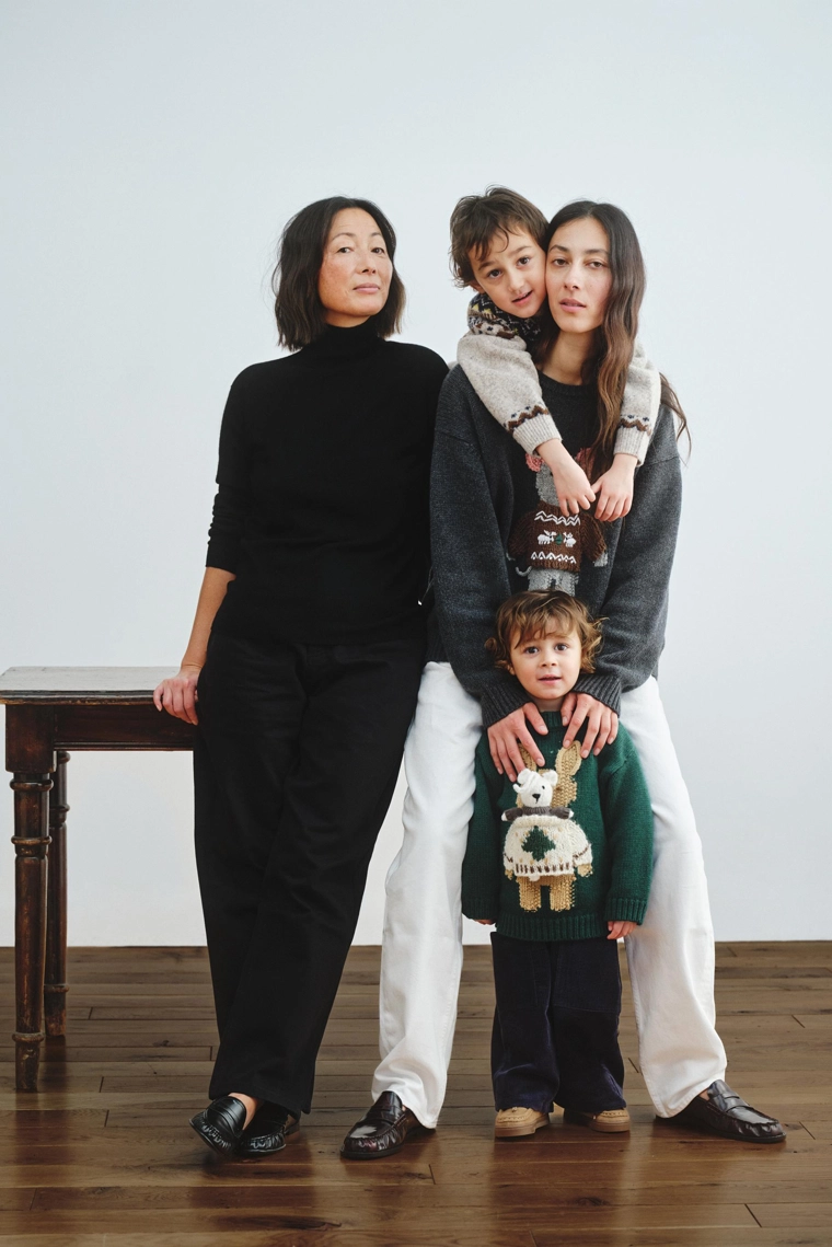 1-6 ЛЕТ/ ВЯЗАНЫЙ СВИТЕР С ВЫШИВКОЙ КРОЛИКА ИЗ ШЕРСТИ