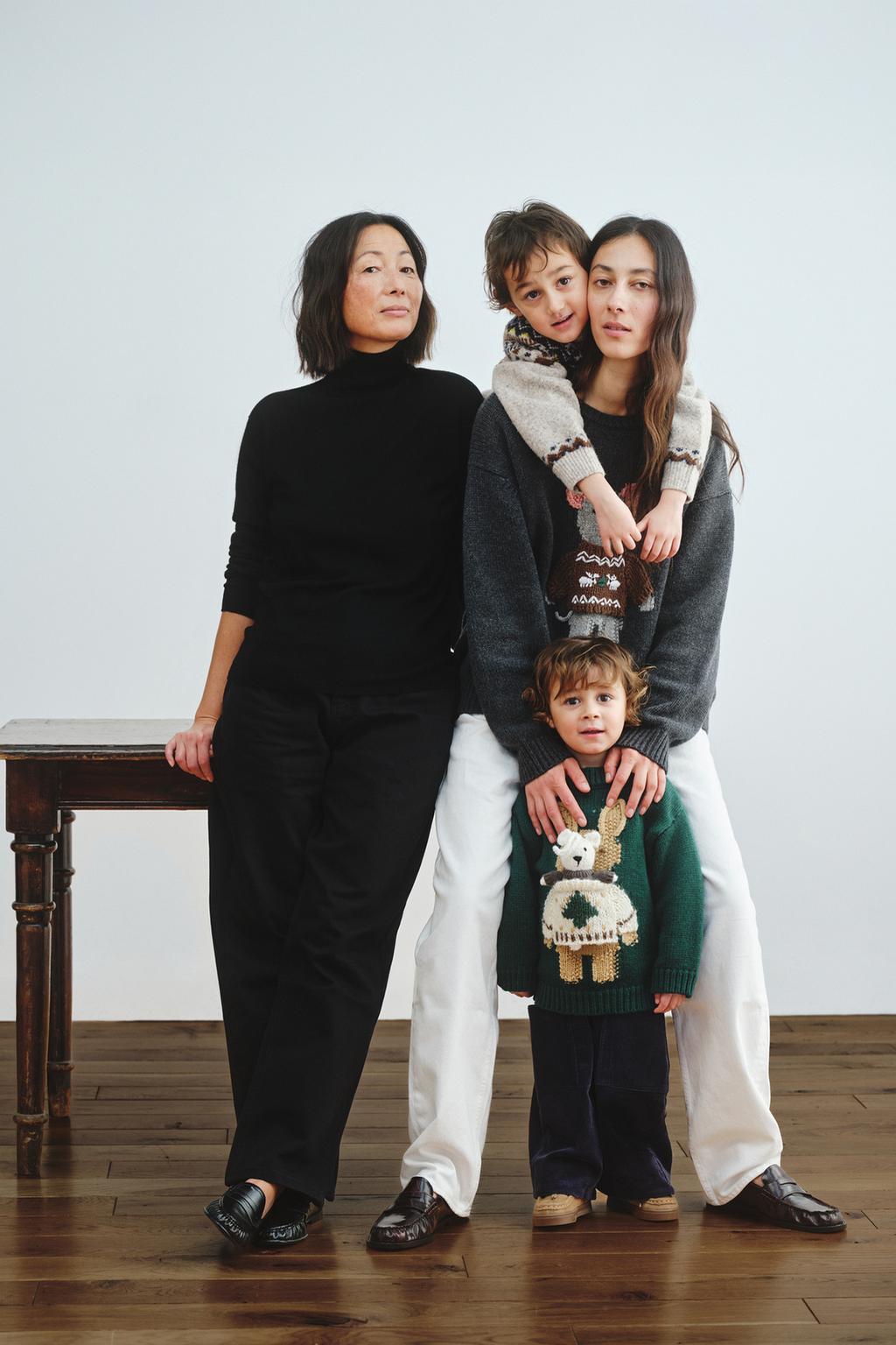 1-6 ЛЕТ/ ВЯЗАНЫЙ СВИТЕР С ВЫШИВКОЙ КРОЛИКА ИЗ ШЕРСТИ