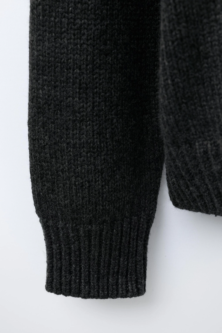 ВЯЗАНЫЙ СВИТЕР ИЗ ШЕРСТИ С ВЫШИТЫМ ОЛЕНЕМ И СЕРДЦАМИ