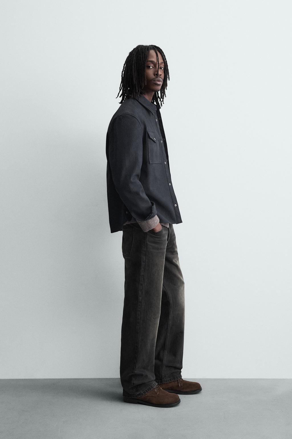 КУРТКА-РУБАШКА СВОБОДНОГО КРОЯ ИЗ ИСКУССТВЕННОЙ КОЖИ