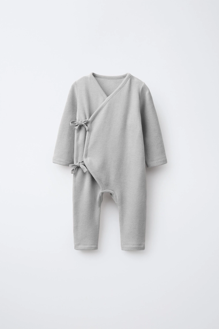 КОМБИНЕЗОН SOFT TOUCH С БАНТАМИ