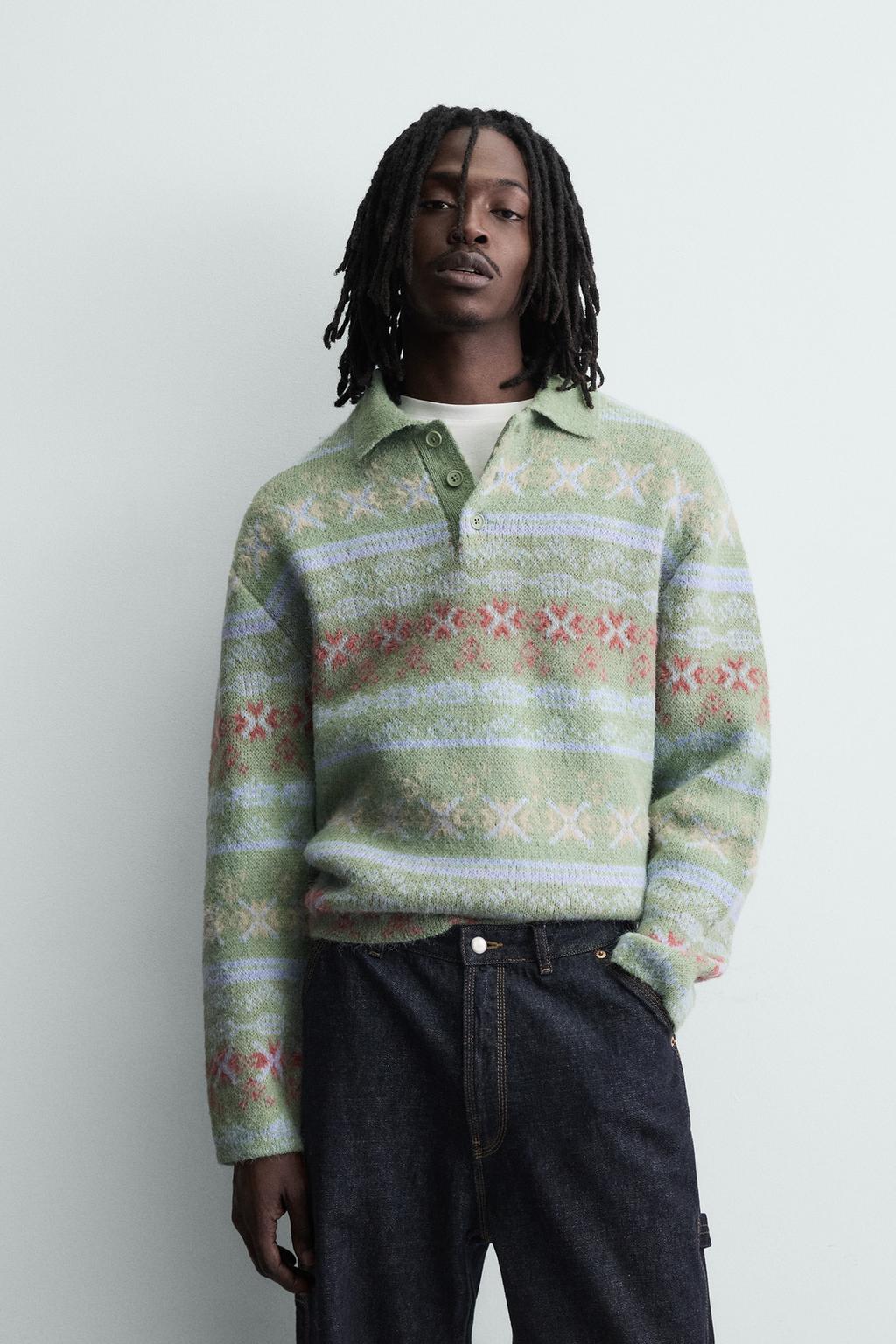 ПОЛО ИЗ ЖАККАРДОВОГО ТРИКОТАЖА С ГЕОМЕТРИЧЕСКИМ УЗОРОМ И ТЕКСТУРОЙ