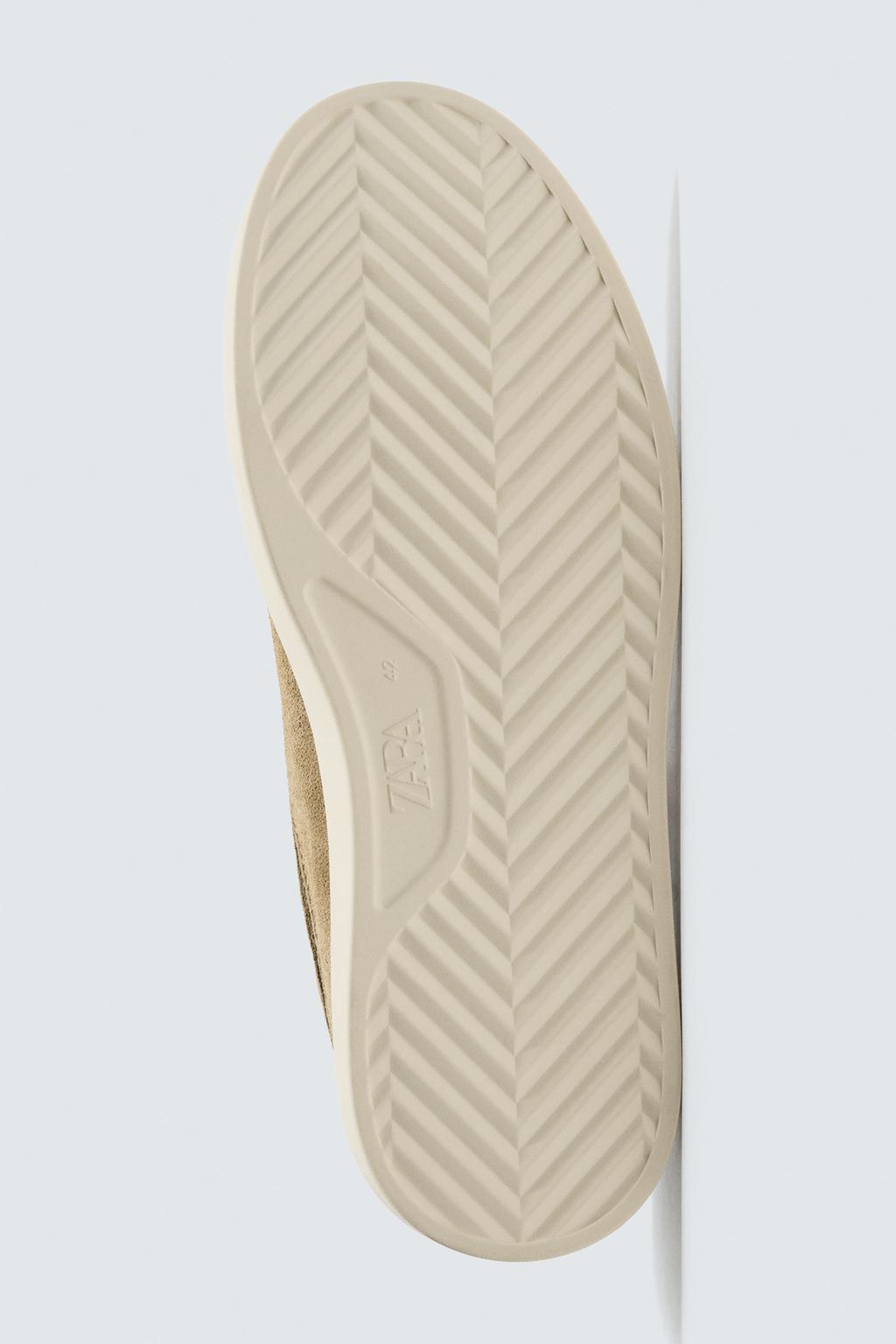 КОЖАНЫЕ КРОССОВКИ