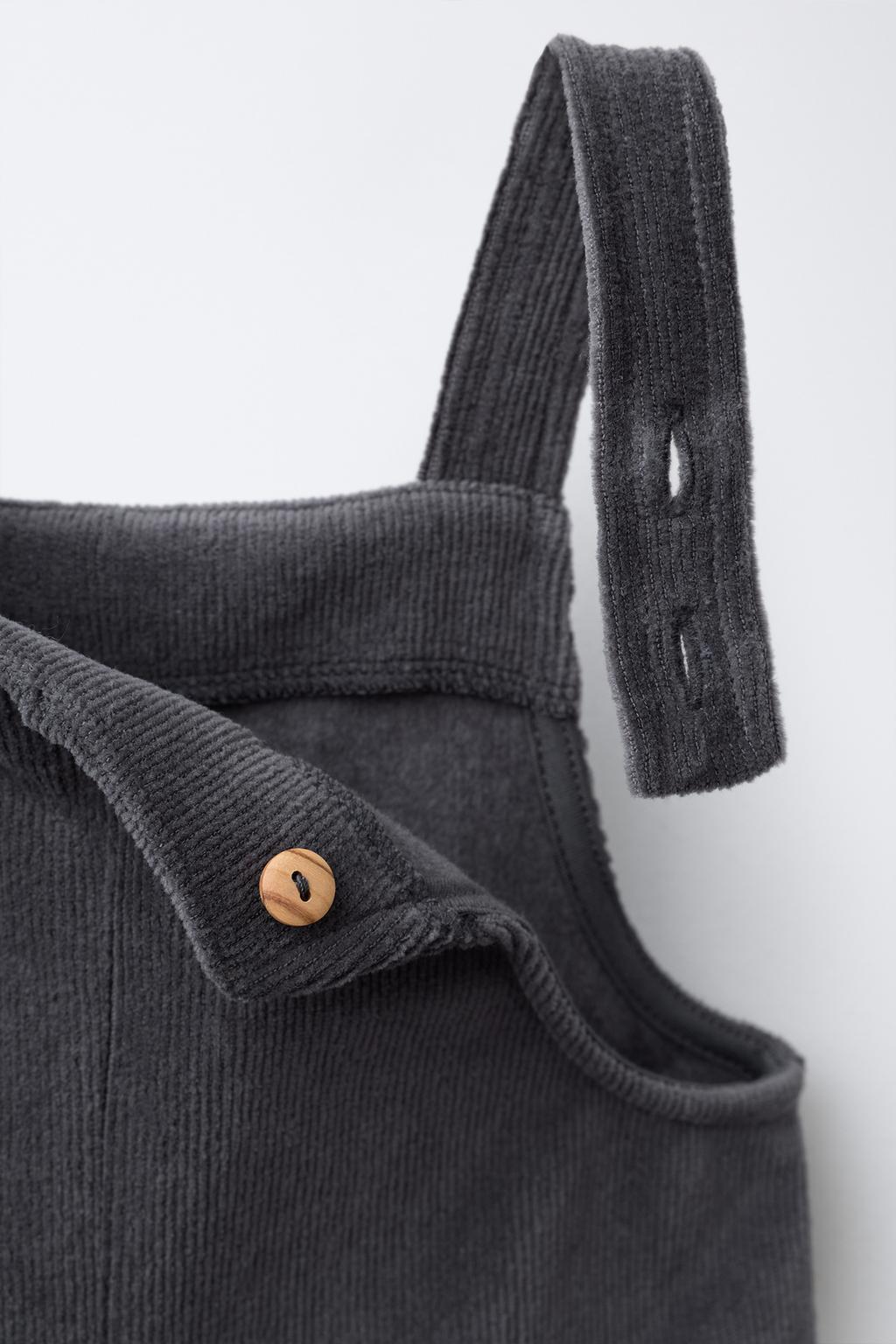 ВЕЛЬВЕТОВЫЙ КОМБИНЕЗОН С КАРМАНАМИ