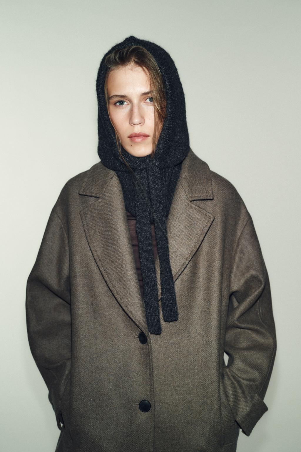 КАПЮШОН ИЗ ТРИКОТАЖА В РУБЧИК