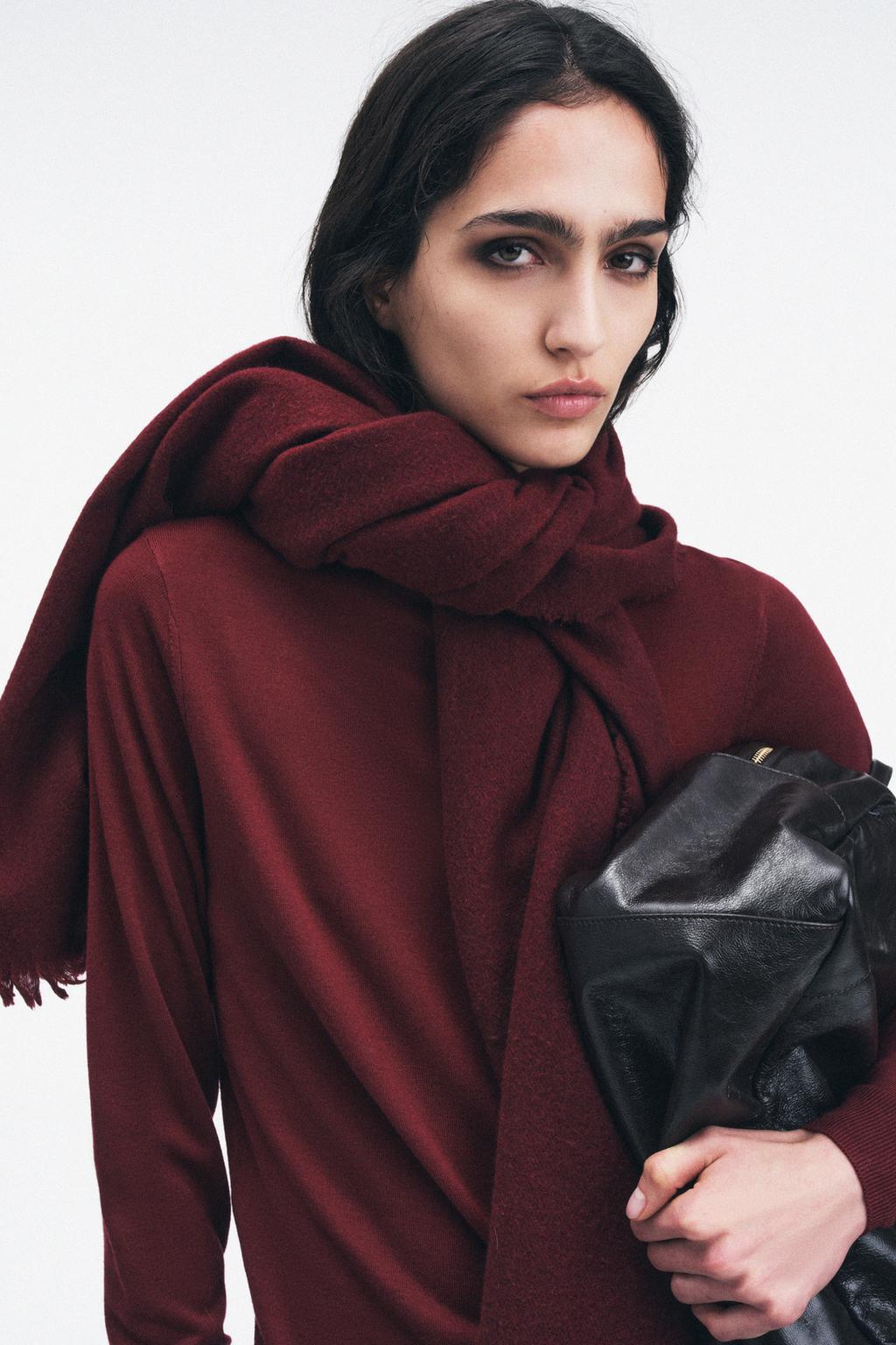 ОДНОТОННЫЙ ШАРФ С ШЕРСТЬЮ