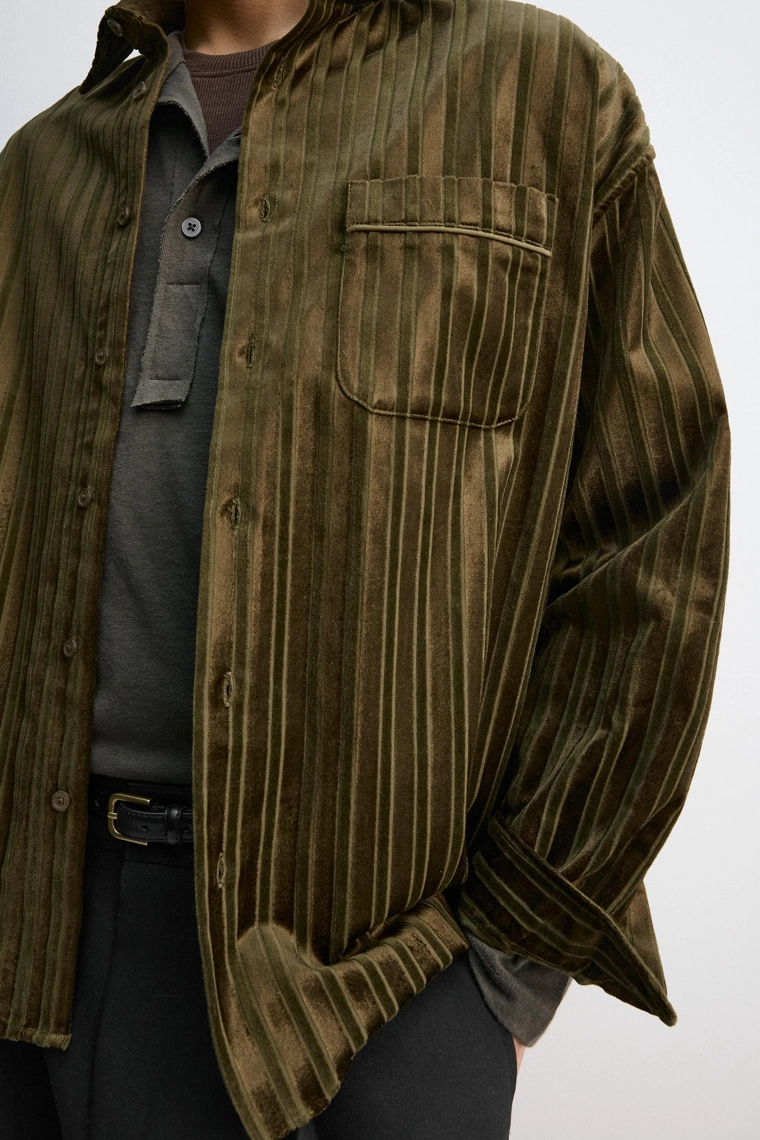 ВЕЛЬВЕТОВАЯ РУБАШКА В ПОЛОСКУ С РЕЛЬЕФНЫМ УЗОРОМ