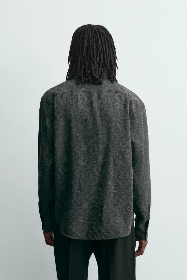 РУБАШКА СТРУЯЩЕГОСЯ ПОКРОЯ JACQUARD С ЦВЕТОЧНЫМ УЗОРОМ