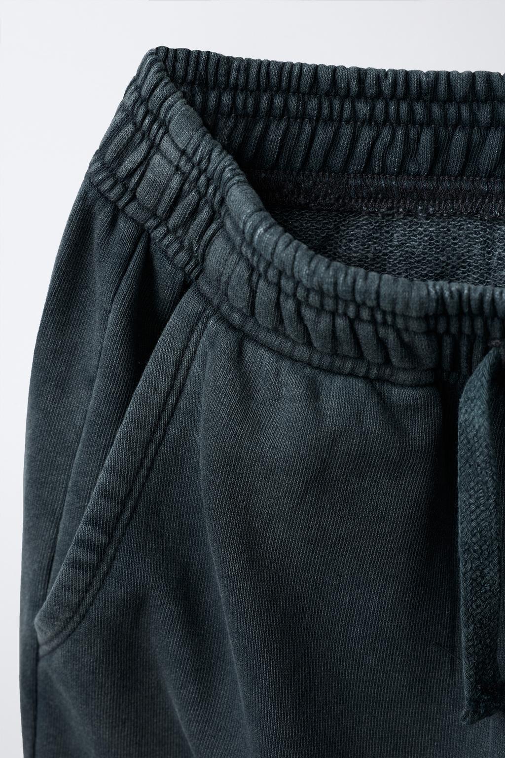 БРЮКИ WIDE LEG С ЭФФЕКТОМ ПОТЕРТОСТИ, ЗВЕЗДАМИ И ЗАКЛЕПКАМИ