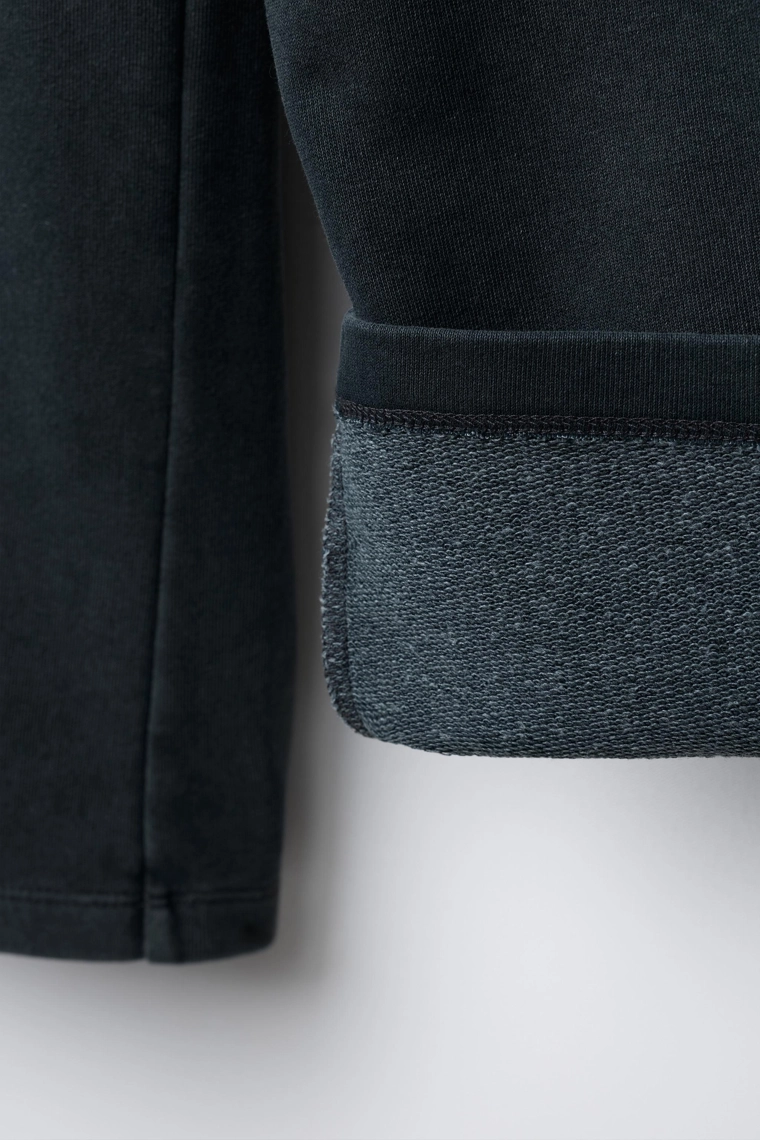 БРЮКИ WIDE LEG С ЭФФЕКТОМ ПОТЕРТОСТИ, ЗВЕЗДАМИ И ЗАКЛЕПКАМИ