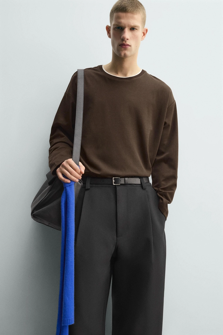 ФУТБОЛКА С ДВОЙНОЙ КОНТРАСТНОЙ ОТДЕЛКОЙ