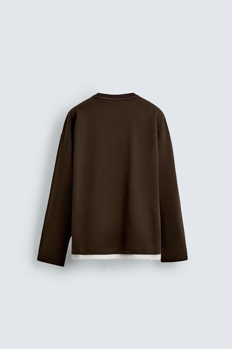 ФУТБОЛКА С ДВОЙНОЙ КОНТРАСТНОЙ ОТДЕЛКОЙ