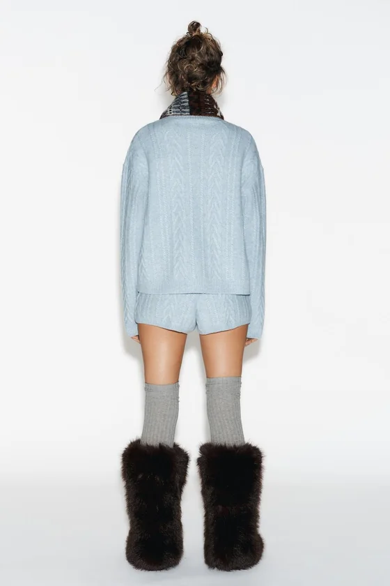 ШОРТЫ ИЗ 80% ШЕРСТИ С КОСАМИ — SKI COLLECTION