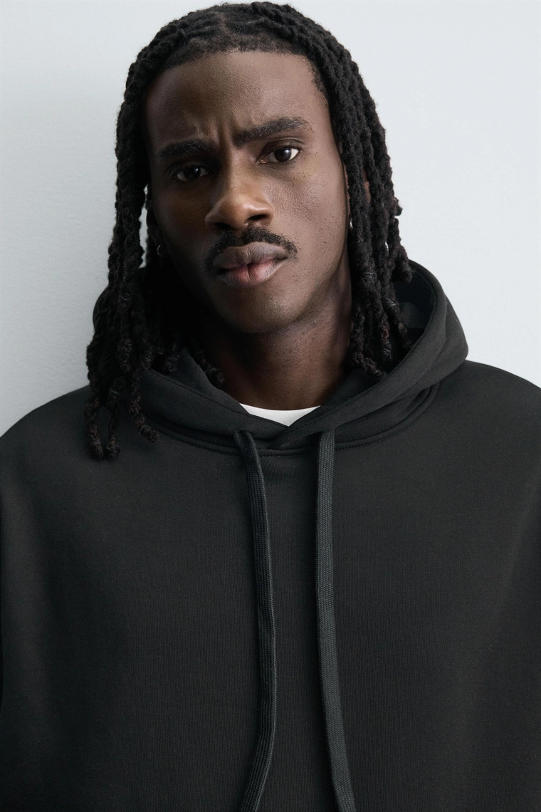 ХУДИ СТРУКТУРНОГО ПЛЕТЕНИЯ