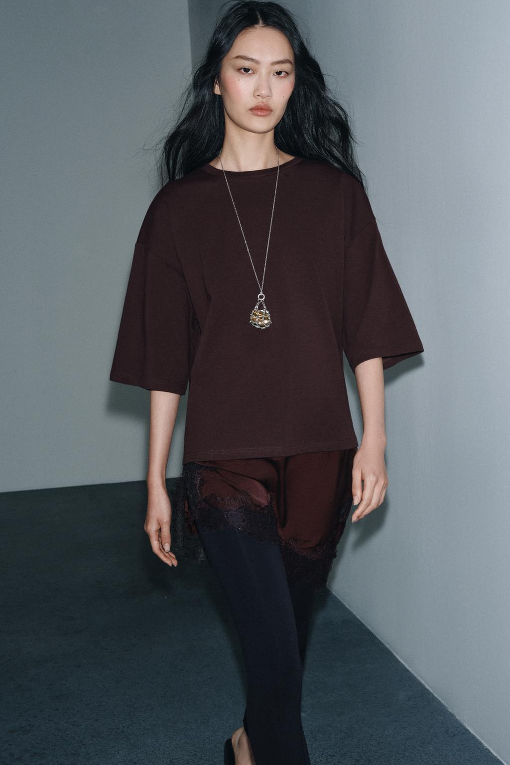 КОМБИНИРОВАННАЯ ФУТБОЛКА С КРУЖЕВОМ