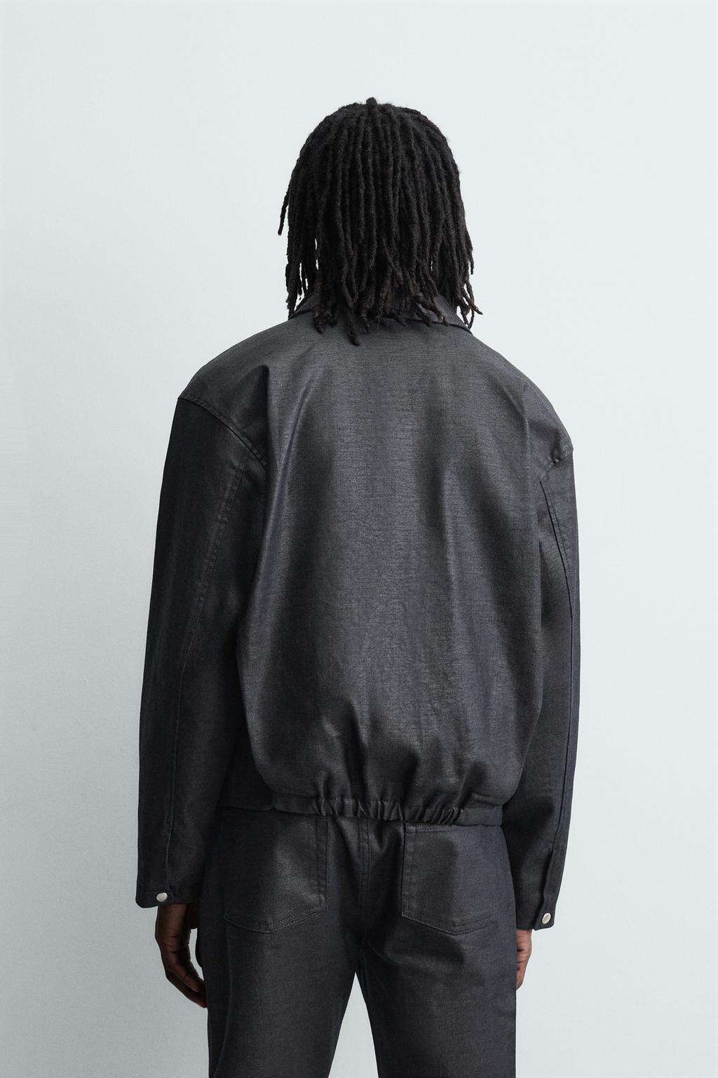 КУРТКА СВОБОДНОГО КРОЯ С ЗАКЛЕПКАМИ